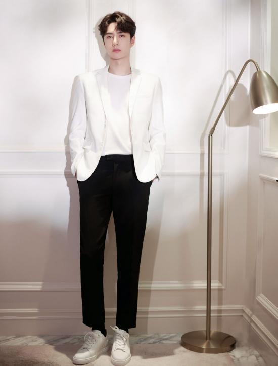 圈内爆料王一博宋轶,甜蜜互动引粉丝热议